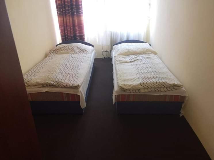 Fenyves Panzio Bed & Breakfast Siofok Exterior photo
