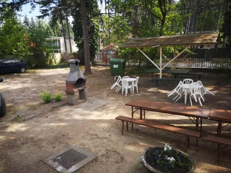Fenyves Panzio Bed & Breakfast Siofok Exterior photo